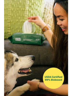 Plant-Based Dog Grooming Wipes by Earth Rated